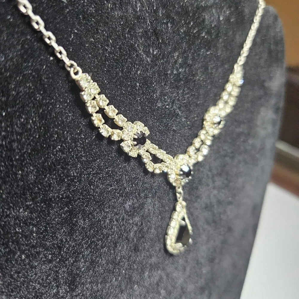 Silver Tone Black And Clear Rhinestone Teardrop Drop Necklace 16.5-19.5